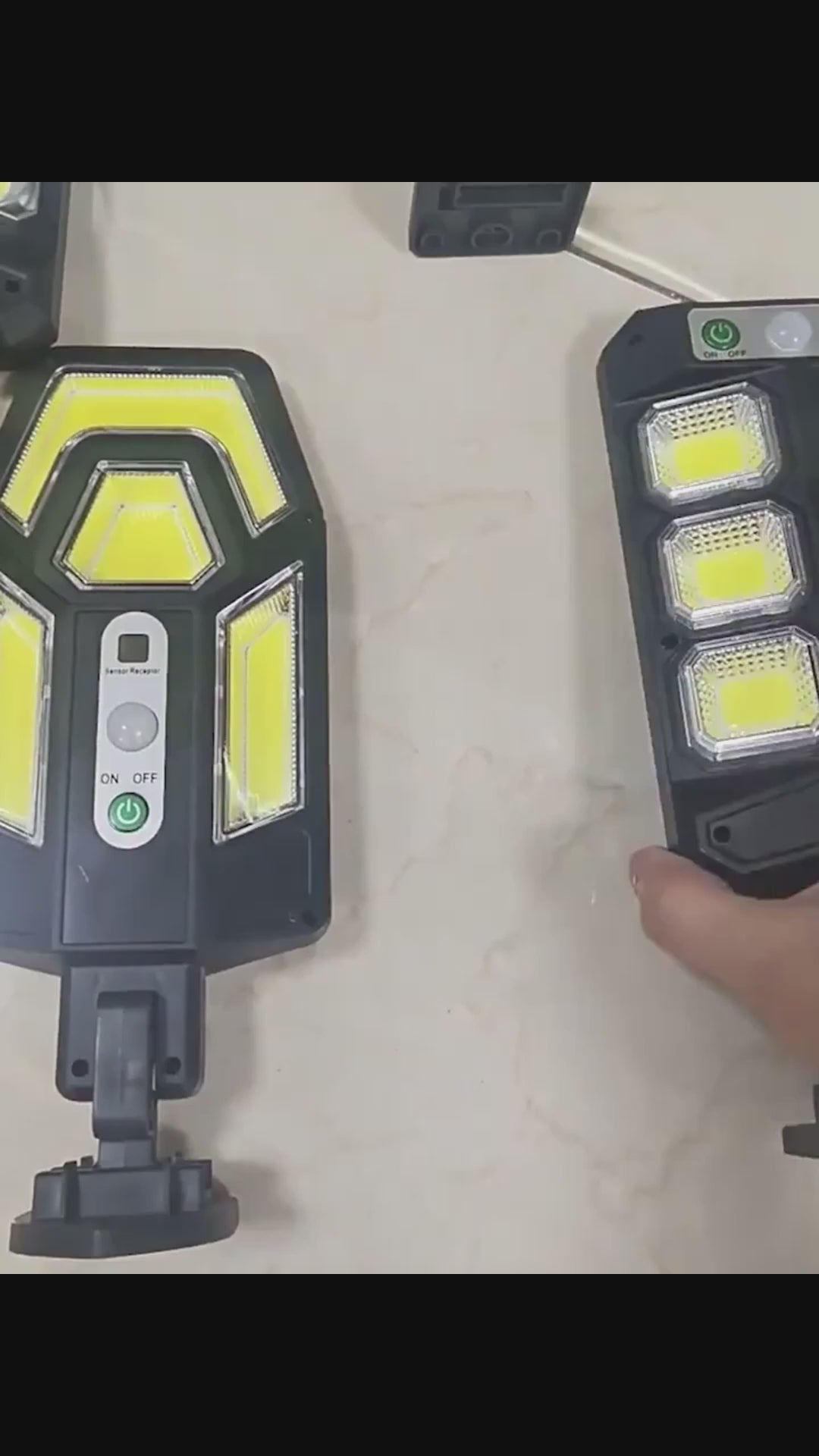 Luz solar de pared con mando 72 LED